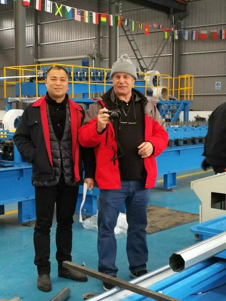 চীন WUXI LONGBO ROLL FORMING MACHINERY CO.,LTD. সংস্থা প্রোফাইল