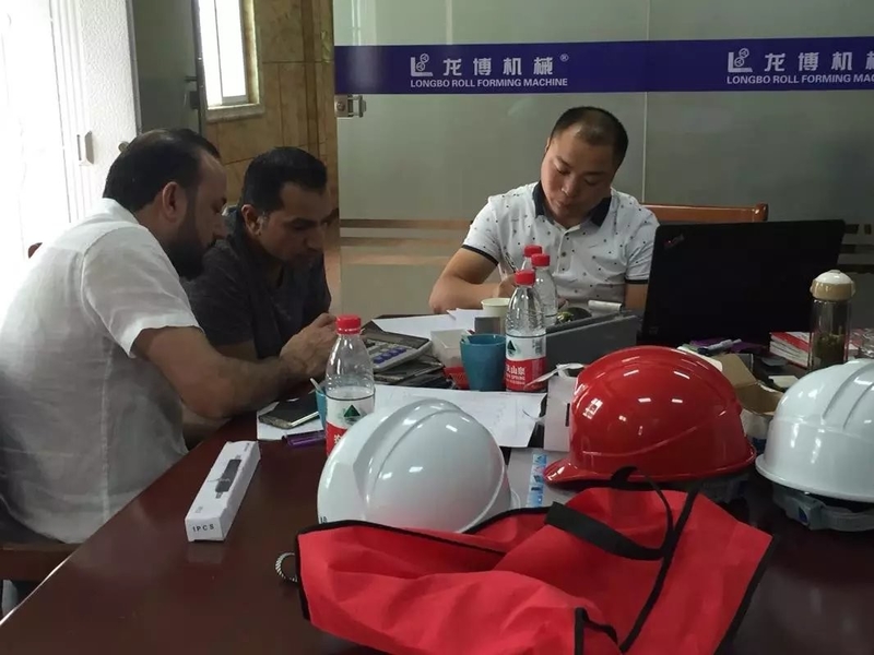 চীন WUXI LONGBO ROLL FORMING MACHINERY CO.,LTD. সংস্থা প্রোফাইল