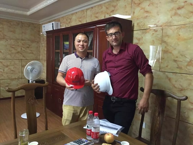 চীন WUXI LONGBO ROLL FORMING MACHINERY CO.,LTD. সংস্থা প্রোফাইল