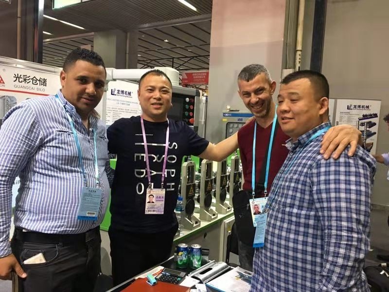 চীন WUXI LONGBO ROLL FORMING MACHINERY CO.,LTD. সংস্থা প্রোফাইল